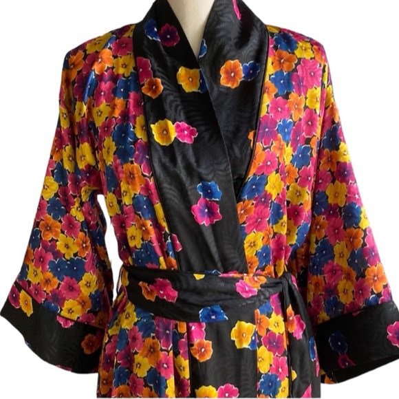 Dior Other - Christian Dior Vintage Silky Floral-Print Kimono Robe